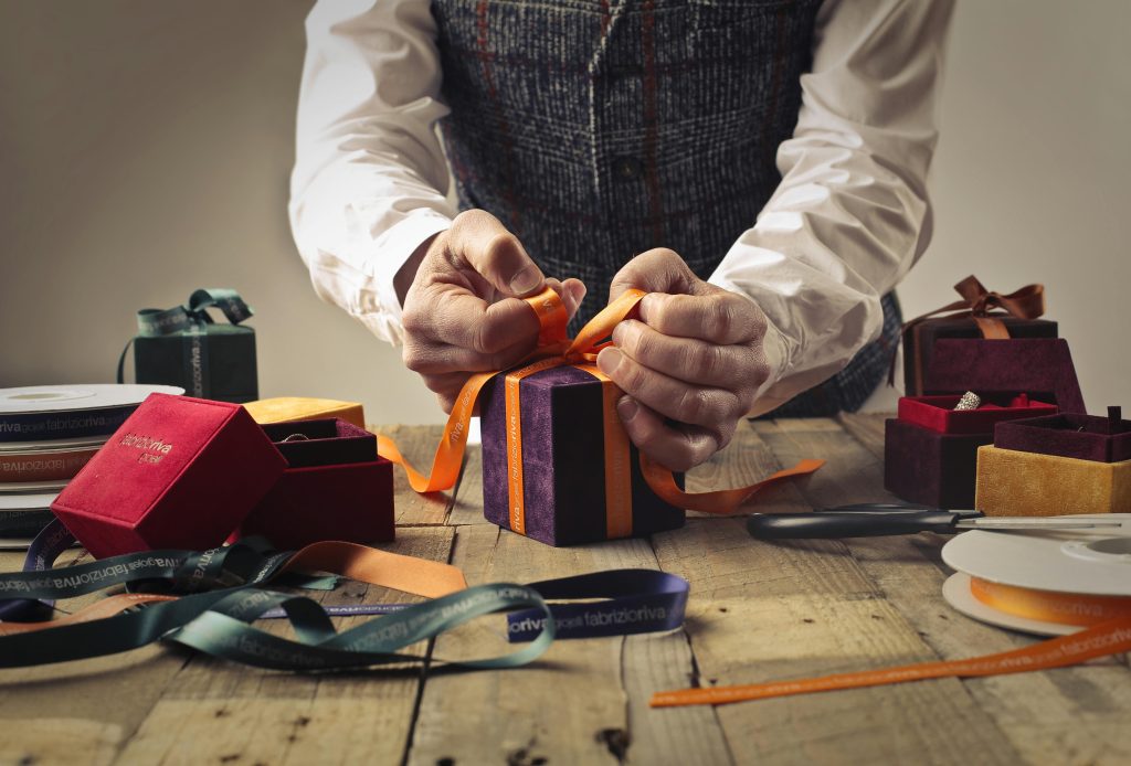 How AI Helps You Find the Perfect Gift for Anyone